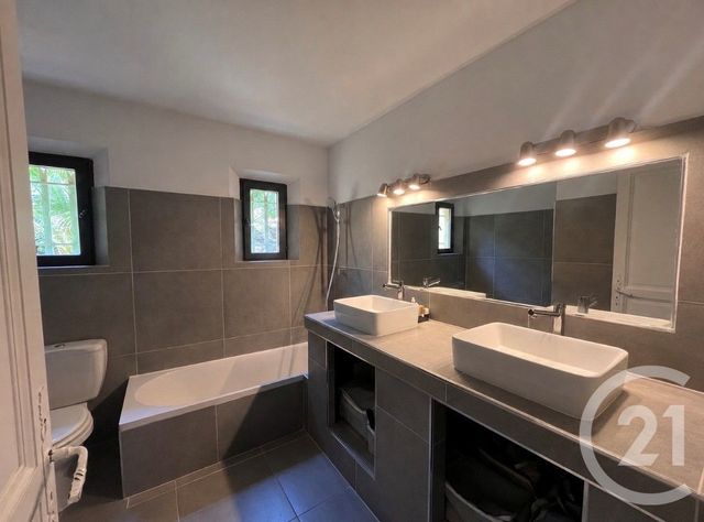 maison à vendre - 7 pièces - 130.0 m2 - STE MAXIME - 83 - PROVENCE-ALPES-COTE-D-AZUR - Century 21 Donzica Immobilier