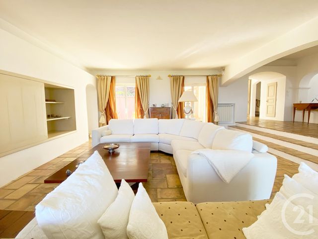 maison à vendre - 8 pièces - 289.94 m2 - STE MAXIME - 83 - PROVENCE-ALPES-COTE-D-AZUR - Century 21 Donzica Immobilier