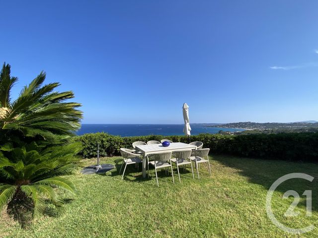 maison à vendre - 8 pièces - 289.94 m2 - STE MAXIME - 83 - PROVENCE-ALPES-COTE-D-AZUR - Century 21 Donzica Immobilier