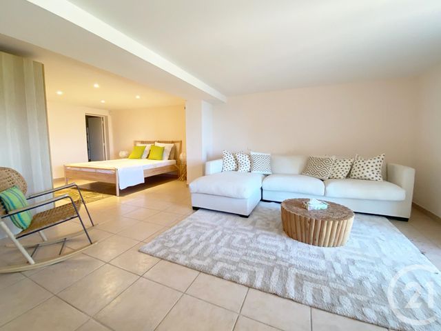 maison à vendre - 8 pièces - 289.94 m2 - STE MAXIME - 83 - PROVENCE-ALPES-COTE-D-AZUR - Century 21 Donzica Immobilier