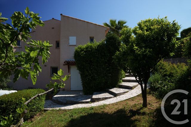 maison à vendre - 5 pièces - 150.4 m2 - LES ISSAMBRES - 83 - PROVENCE-ALPES-COTE-D-AZUR - Century 21 Donzica Immobilier