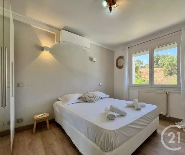 maison à vendre - 7 pièces - 160.0 m2 - LES ISSAMBRES - 83 - PROVENCE-ALPES-COTE-D-AZUR - Century 21 Donzica Immobilier