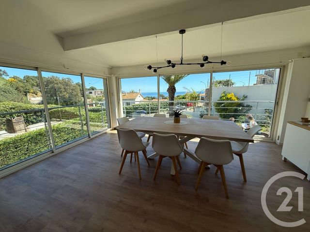 maison à vendre - 7 pièces - 160.0 m2 - LES ISSAMBRES - 83 - PROVENCE-ALPES-COTE-D-AZUR - Century 21 Donzica Immobilier