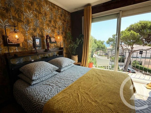 maison à vendre - 6 pièces - 138.96 m2 - LES ISSAMBRES - 83 - PROVENCE-ALPES-COTE-D-AZUR - Century 21 Donzica Immobilier