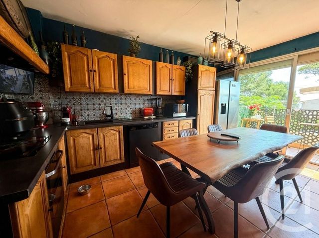 maison à vendre - 6 pièces - 138.96 m2 - LES ISSAMBRES - 83 - PROVENCE-ALPES-COTE-D-AZUR - Century 21 Donzica Immobilier