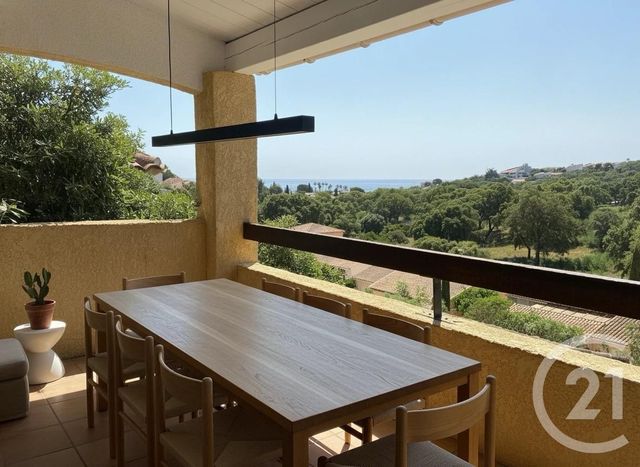 maison à vendre - 5 pièces - 108.0 m2 - LES ISSAMBRES - 83 - PROVENCE-ALPES-COTE-D-AZUR - Century 21 Donzica Immobilier