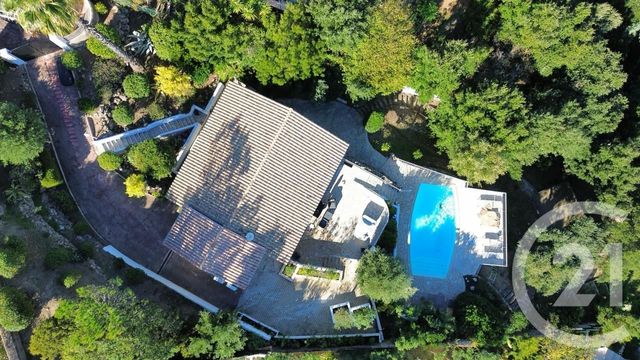 maison à vendre - 5 pièces - 145.0 m2 - LES ISSAMBRES - 83 - PROVENCE-ALPES-COTE-D-AZUR - Century 21 Donzica Immobilier
