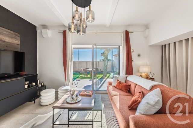 maison à vendre - 3 pièces - 61.0 m2 - STE MAXIME - 83 - PROVENCE-ALPES-COTE-D-AZUR - Century 21 Donzica Immobilier