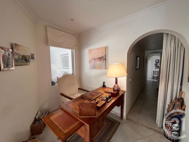 maison à vendre - 8 pièces - 241.0 m2 - STE MAXIME - 83 - PROVENCE-ALPES-COTE-D-AZUR - Century 21 Donzica Immobilier