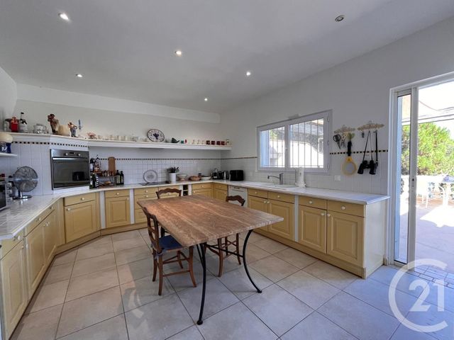 maison à vendre - 8 pièces - 241.0 m2 - STE MAXIME - 83 - PROVENCE-ALPES-COTE-D-AZUR - Century 21 Donzica Immobilier