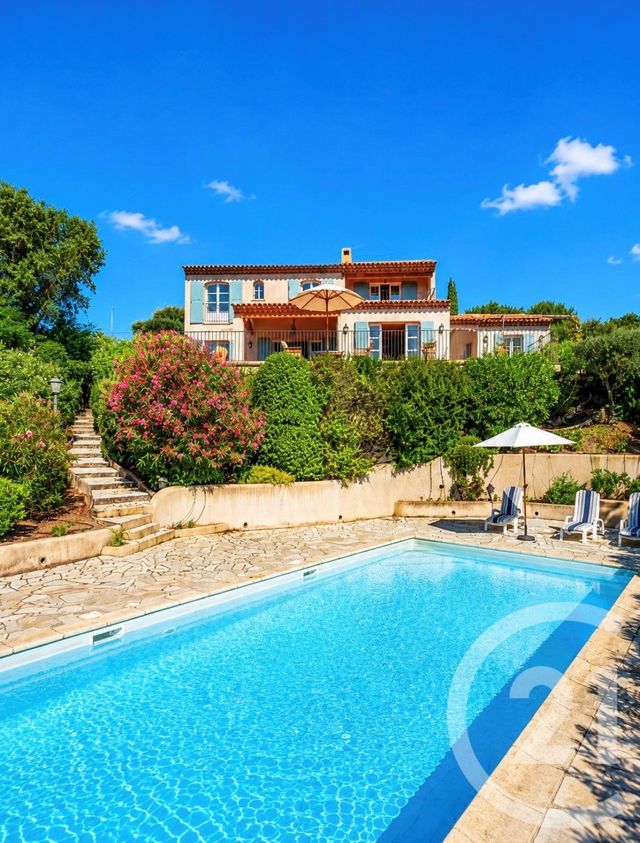 maison à vendre - 8 pièces - 180.0 m2 - LES ISSAMBRES - 83 - PROVENCE-ALPES-COTE-D-AZUR - Century 21 Donzica Immobilier