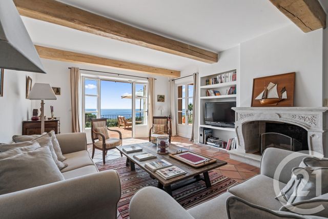 maison à vendre - 8 pièces - 180.0 m2 - LES ISSAMBRES - 83 - PROVENCE-ALPES-COTE-D-AZUR - Century 21 Donzica Immobilier