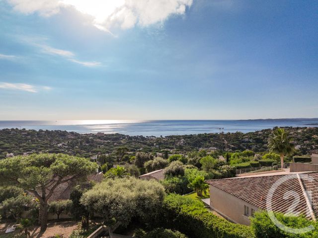 maison à vendre - 8 pièces - 180.0 m2 - LES ISSAMBRES - 83 - PROVENCE-ALPES-COTE-D-AZUR - Century 21 Donzica Immobilier