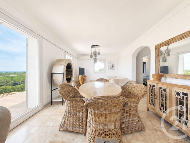 maison à vendre - 7 pièces - 161.4 m2 - FREJUS - 83 - PROVENCE-ALPES-COTE-D-AZUR - Century 21 Donzica Immobilier