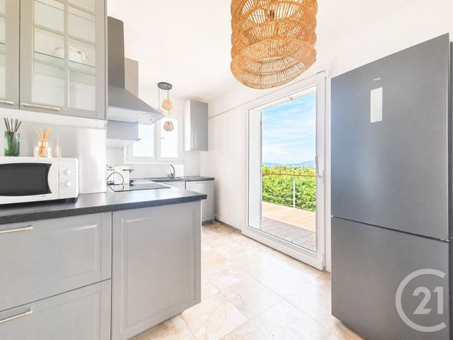 maison à vendre - 7 pièces - 161.4 m2 - FREJUS - 83 - PROVENCE-ALPES-COTE-D-AZUR - Century 21 Donzica Immobilier