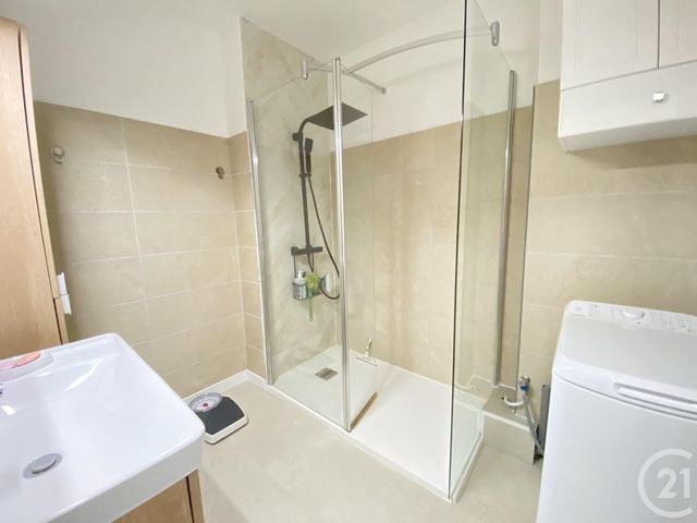 Appartement F3 à vendre - 3 pièces - 88.0 m2 - STE MAXIME - 83 - PROVENCE-ALPES-COTE-D-AZUR - Century 21 Donzica Immobilier