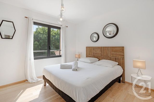 maison à vendre - 7 pièces - 193.0 m2 - GASSIN - 83 - PROVENCE-ALPES-COTE-D-AZUR - Century 21 Donzica Immobilier