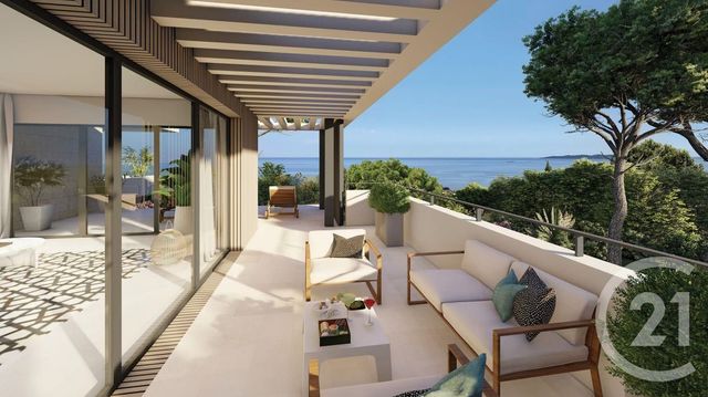 Appartement F2 à vendre - 2 pièces - 53.96 m2 - STE MAXIME - 83 - PROVENCE-ALPES-COTE-D-AZUR - Century 21 Donzica Immobilier