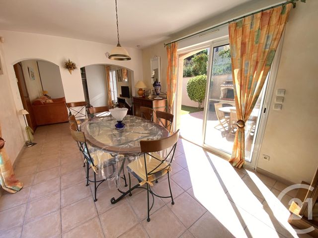 maison à vendre - 4 pièces - 80.0 m2 - STE MAXIME - 83 - PROVENCE-ALPES-COTE-D-AZUR - Century 21 Donzica Immobilier