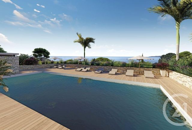 Appartement F5 à vendre - 5 pièces - 145.77 m2 - STE MAXIME - 83 - PROVENCE-ALPES-COTE-D-AZUR - Century 21 Donzica Immobilier