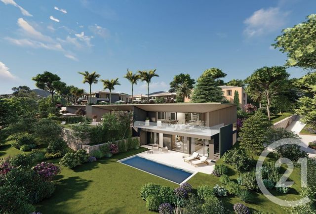 maison à vendre - 5 pièces - 144.18 m2 - STE MAXIME - 83 - PROVENCE-ALPES-COTE-D-AZUR - Century 21 Donzica Immobilier