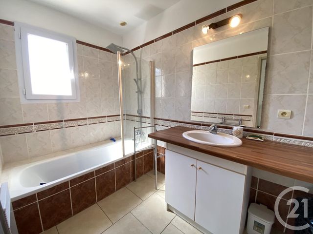maison à vendre - 5 pièces - 114.0 m2 - STE MAXIME - 83 - PROVENCE-ALPES-COTE-D-AZUR - Century 21 Donzica Immobilier