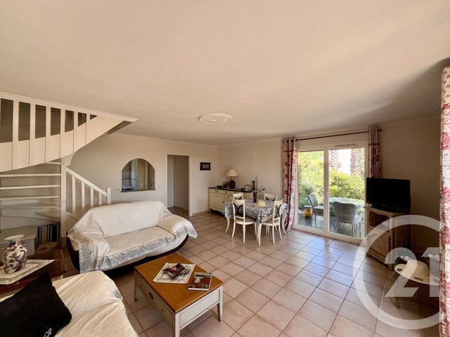 maison à vendre - 5 pièces - 71.11 m2 - ROQUEBRUNE SUR ARGENS - 83 - PROVENCE-ALPES-COTE-D-AZUR - Century 21 Donzica Immobilier