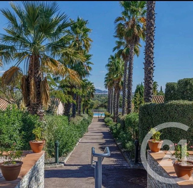 maison à vendre - 5 pièces - 71.11 m2 - ROQUEBRUNE SUR ARGENS - 83 - PROVENCE-ALPES-COTE-D-AZUR - Century 21 Donzica Immobilier