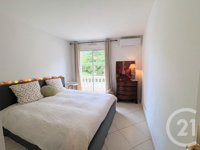 Appartement F3 à vendre - 3 pièces - 91.0 m2 - STE MAXIME - 83 - PROVENCE-ALPES-COTE-D-AZUR - Century 21 Donzica Immobilier