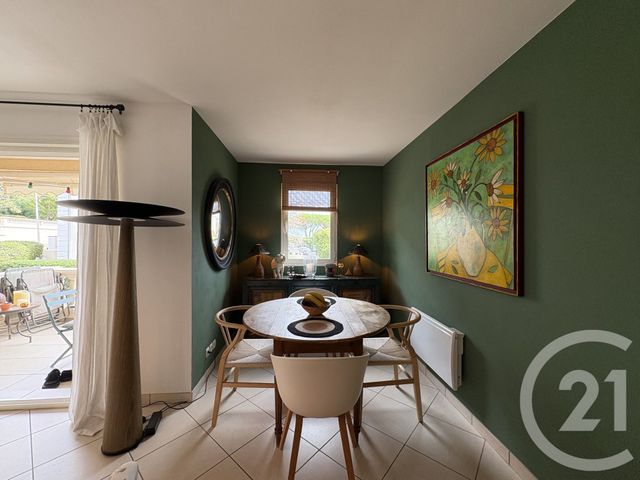 Appartement F3 à vendre - 3 pièces - 91.0 m2 - STE MAXIME - 83 - PROVENCE-ALPES-COTE-D-AZUR - Century 21 Donzica Immobilier