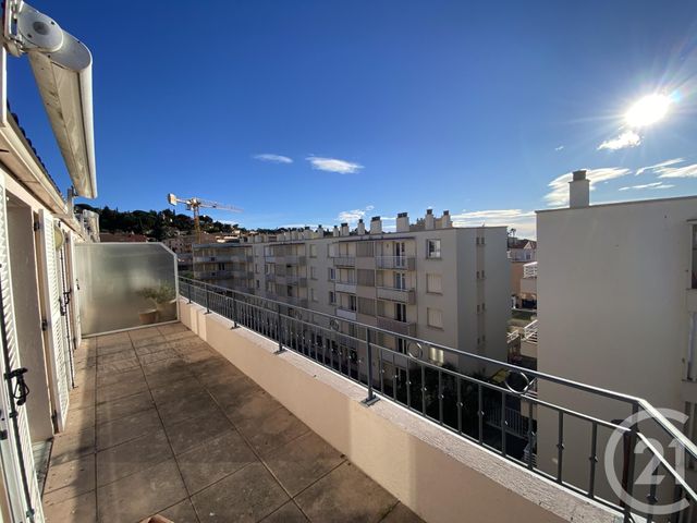 Appartement F3 à vendre - 3 pièces - 71.78 m2 - STE MAXIME - 83 - PROVENCE-ALPES-COTE-D-AZUR - Century 21 Donzica Immobilier