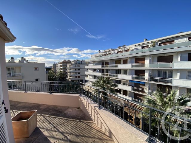 Appartement F3 à vendre - 3 pièces - 71.78 m2 - STE MAXIME - 83 - PROVENCE-ALPES-COTE-D-AZUR - Century 21 Donzica Immobilier