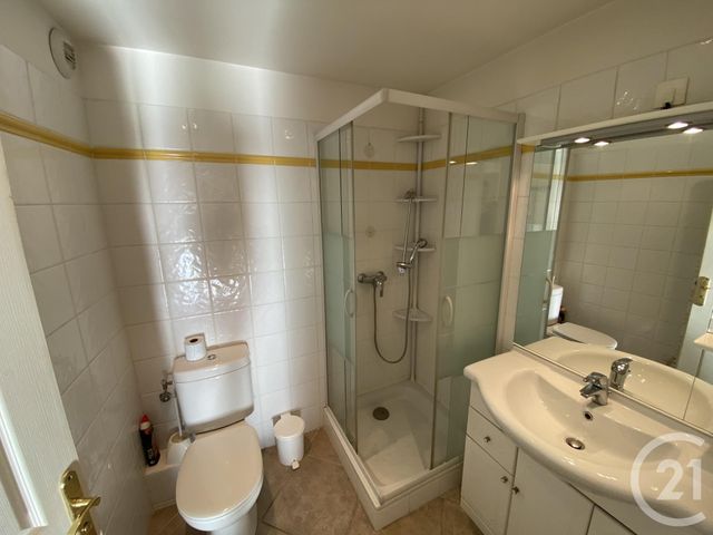 Appartement F3 à vendre - 3 pièces - 71.78 m2 - STE MAXIME - 83 - PROVENCE-ALPES-COTE-D-AZUR - Century 21 Donzica Immobilier