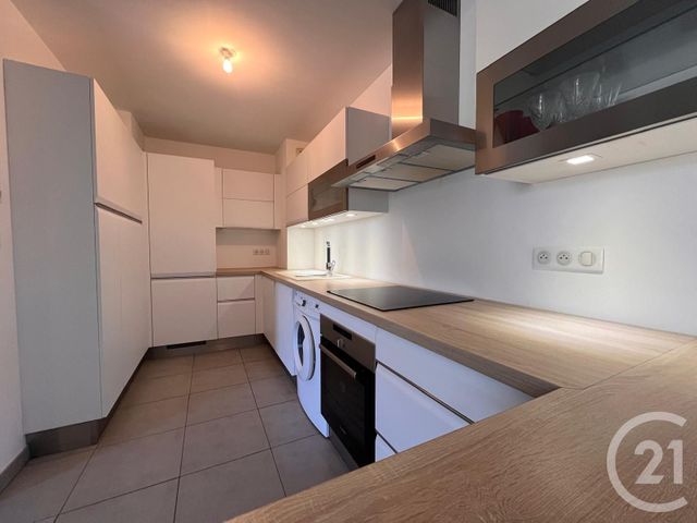 Appartement F4 à vendre - 4 pièces - 87.16 m2 - STE MAXIME - 83 - PROVENCE-ALPES-COTE-D-AZUR - Century 21 Donzica Immobilier