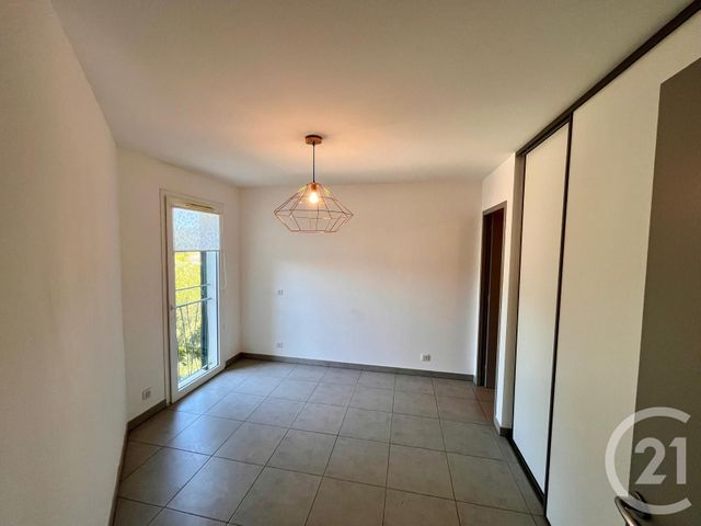 Appartement F4 à vendre - 4 pièces - 87.16 m2 - STE MAXIME - 83 - PROVENCE-ALPES-COTE-D-AZUR - Century 21 Donzica Immobilier