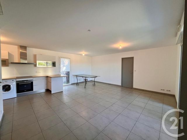 Appartement F4 à vendre - 4 pièces - 87.16 m2 - STE MAXIME - 83 - PROVENCE-ALPES-COTE-D-AZUR - Century 21 Donzica Immobilier
