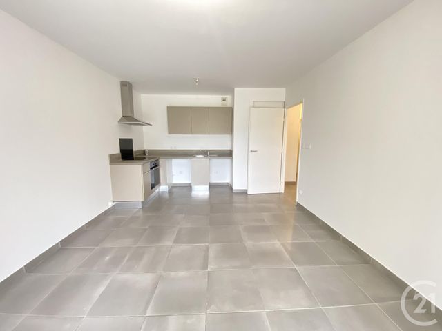 Appartement F4 à vendre - 4 pièces - 72.82 m2 - STE MAXIME - 83 - PROVENCE-ALPES-COTE-D-AZUR - Century 21 Donzica Immobilier