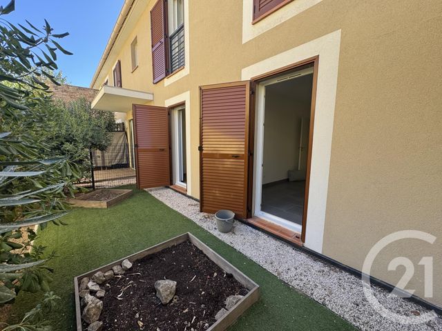 Appartement F4 à vendre - 4 pièces - 72.82 m2 - STE MAXIME - 83 - PROVENCE-ALPES-COTE-D-AZUR - Century 21 Donzica Immobilier