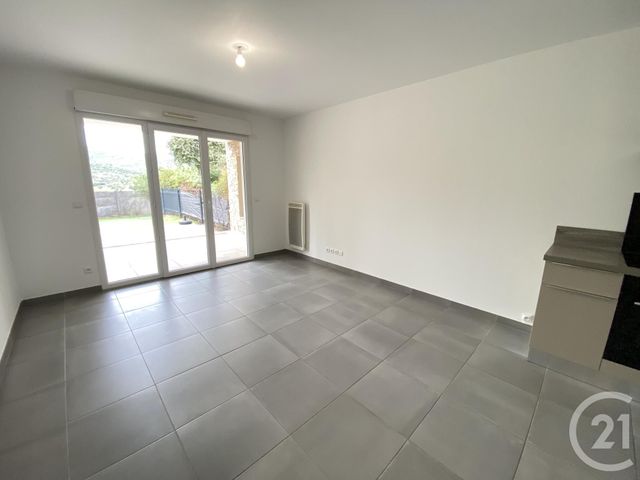 Appartement F4 à vendre - 4 pièces - 72.82 m2 - STE MAXIME - 83 - PROVENCE-ALPES-COTE-D-AZUR - Century 21 Donzica Immobilier