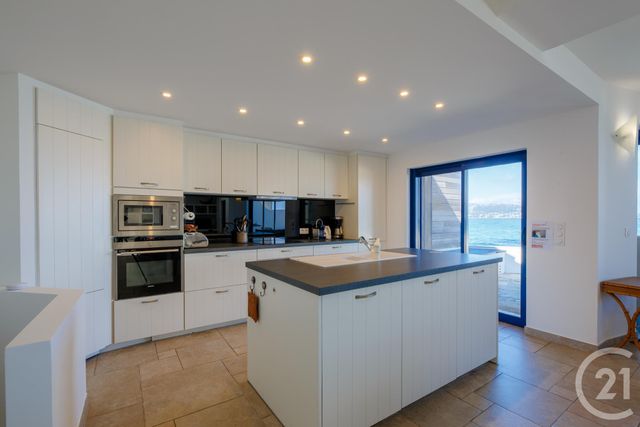 maison à vendre - 5 pièces - 134.7 m2 - STE MAXIME - 83 - PROVENCE-ALPES-COTE-D-AZUR - Century 21 Donzica Immobilier