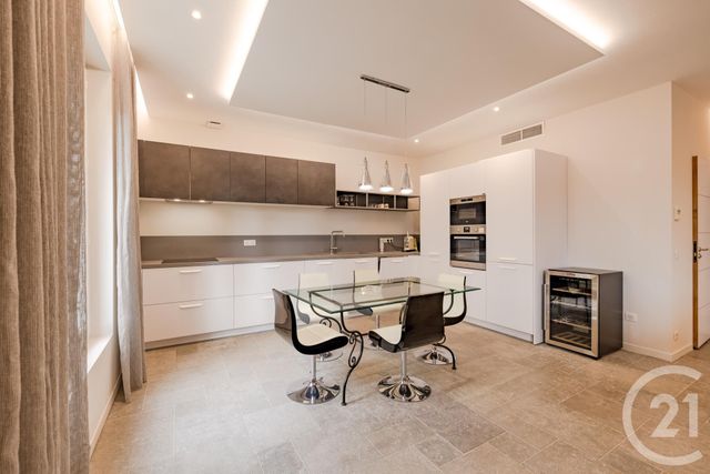Appartement F3 à vendre - 3 pièces - 89.5 m2 - STE MAXIME - 83 - PROVENCE-ALPES-COTE-D-AZUR - Century 21 Donzica Immobilier