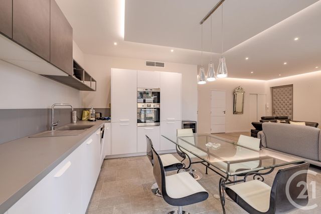 Appartement F3 à vendre - 3 pièces - 89.5 m2 - STE MAXIME - 83 - PROVENCE-ALPES-COTE-D-AZUR - Century 21 Donzica Immobilier