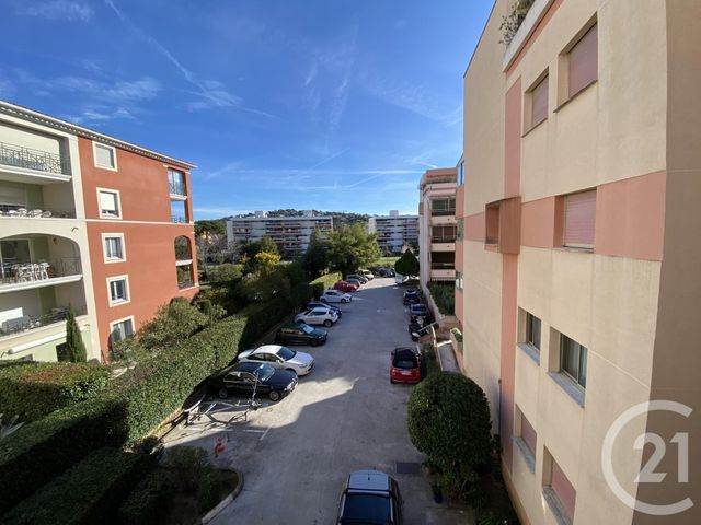 Appartement F1 à vendre - 1 pièce - 30.0 m2 - STE MAXIME - 83 - PROVENCE-ALPES-COTE-D-AZUR - Century 21 Donzica Immobilier