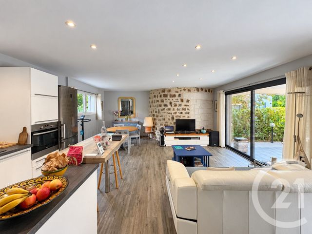 maison à vendre - 3 pièces - 74.0 m2 - STE MAXIME - 83 - PROVENCE-ALPES-COTE-D-AZUR - Century 21 Donzica Immobilier