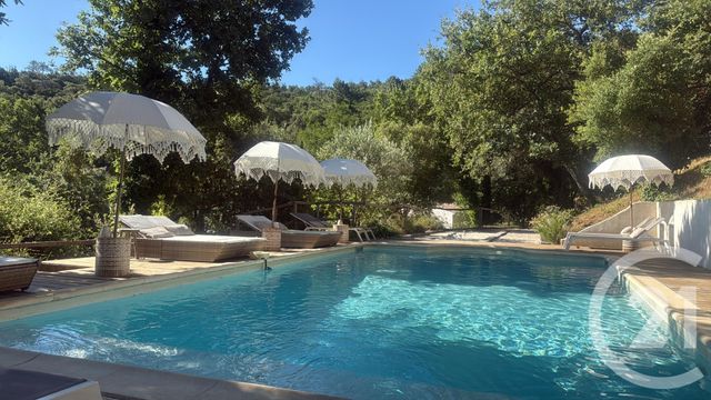 maison à vendre - 12 pièces - 300.0 m2 - LA GARDE FREINET - 83 - PROVENCE-ALPES-COTE-D-AZUR - Century 21 Donzica Immobilier