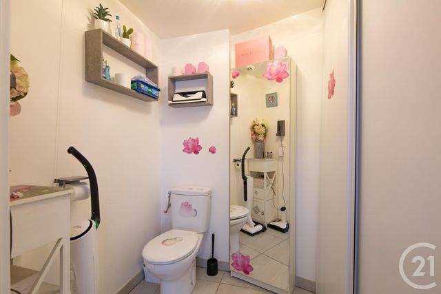 Appartement F2 à vendre - 2 pièces - 54.77 m2 - ST RAPHAEL - 83 - PROVENCE-ALPES-COTE-D-AZUR - Century 21 Donzica Immobilier