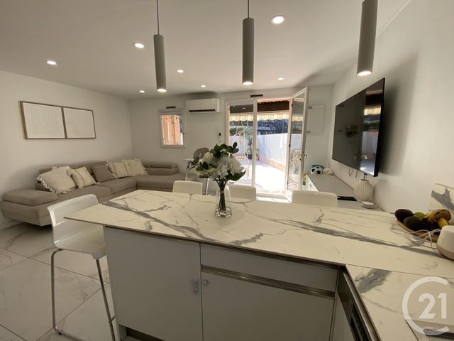 maison à vendre - 3 pièces - 44.19 m2 - STE MAXIME - 83 - PROVENCE-ALPES-COTE-D-AZUR - Century 21 Donzica Immobilier