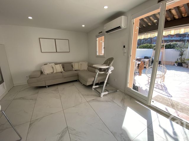 maison à vendre - 3 pièces - 44.19 m2 - STE MAXIME - 83 - PROVENCE-ALPES-COTE-D-AZUR - Century 21 Donzica Immobilier