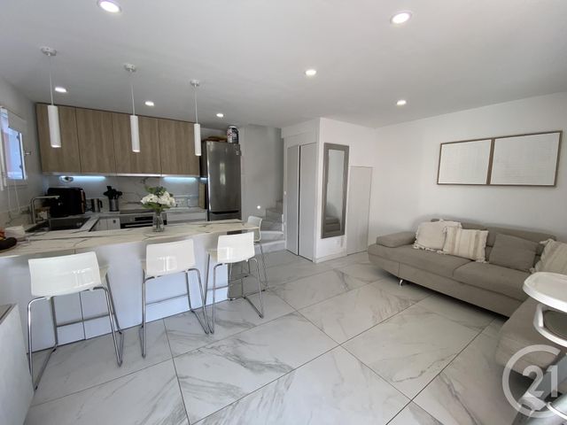 maison à vendre - 3 pièces - 44.19 m2 - STE MAXIME - 83 - PROVENCE-ALPES-COTE-D-AZUR - Century 21 Donzica Immobilier