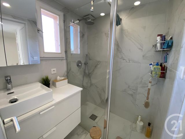 maison à vendre - 3 pièces - 44.19 m2 - STE MAXIME - 83 - PROVENCE-ALPES-COTE-D-AZUR - Century 21 Donzica Immobilier